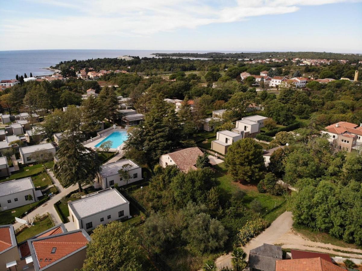 Gostinjska kuća Sain With Garden Terrace Near The